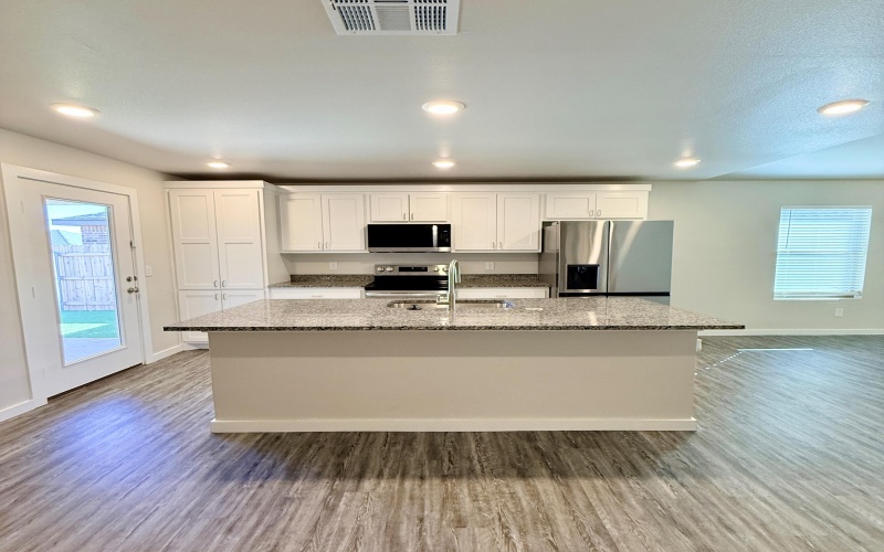 8023 Date Avenue, Lubbock, TX 79404, 3 Habitaciones Habitaciones , ,2 BañosBaños,Residential,En Venta,8023 Date Avenue,0,202562065