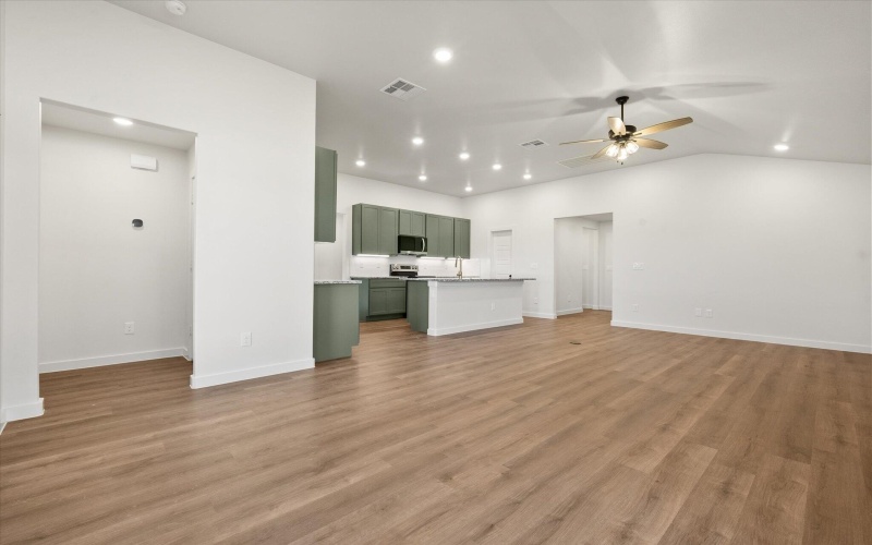 2611 Hall Avenue, Lubbock, TX 79407, 4 Habitaciones Habitaciones , ,2 BañosBaños,Residential,En Venta,2611 Hall Avenue,0,202562068