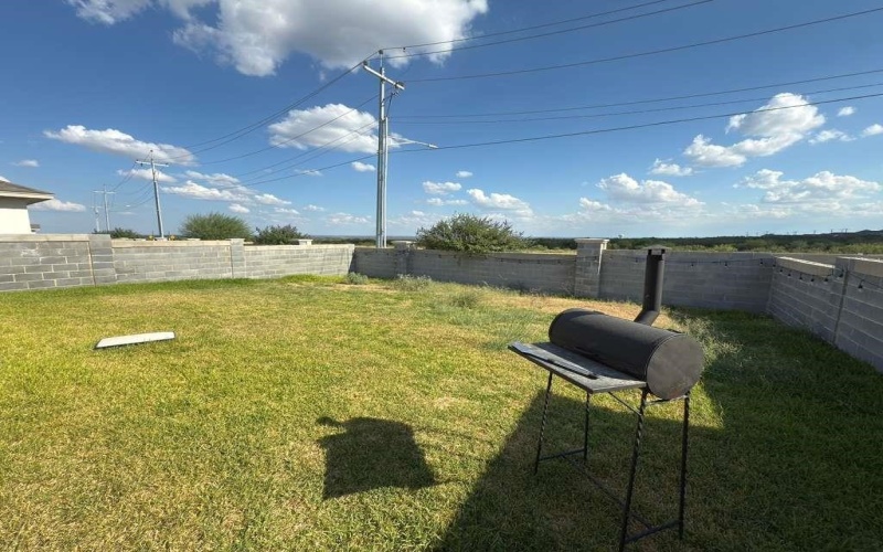 713 Journey Loop, LAREDO, TX 78045, 3 Habitaciones Habitaciones , ,2 BañosBaños,Residential,En Venta,713 Journey Loop,0,20254643