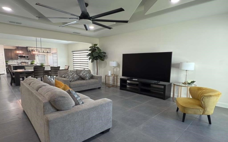713 Journey Loop, LAREDO, TX 78045, 3 Habitaciones Habitaciones , ,2 BañosBaños,Residential,En Venta,713 Journey Loop,0,20254643