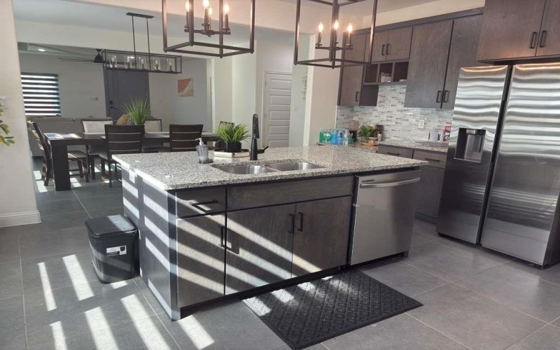 713 Journey Loop, LAREDO, TX 78045, 3 Habitaciones Habitaciones , ,2 BañosBaños,Residential,En Venta,713 Journey Loop,0,20254643