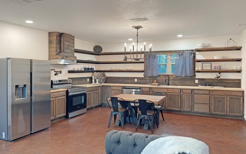 1949 Lakeshore Drive, Hemphill, TX 75948, 2 Habitaciones Habitaciones , ,2 BañosBaños,Residential,En Venta,1949 Lakeshore Drive,0,5103543