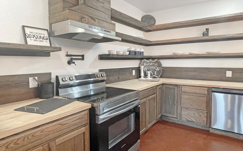 1949 Lakeshore Drive, Hemphill, TX 75948, 2 Habitaciones Habitaciones , ,2 BañosBaños,Residential,En Venta,1949 Lakeshore Drive,0,5103543