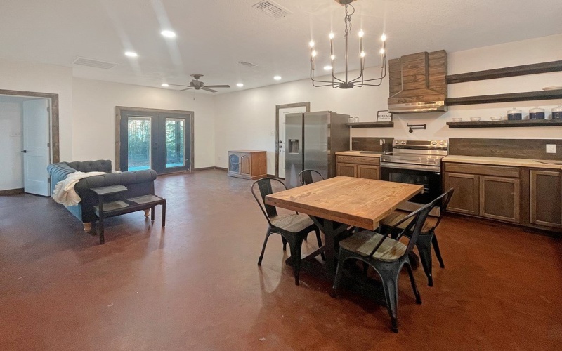 1949 Lakeshore Drive, Hemphill, TX 75948, 2 Habitaciones Habitaciones , ,2 BañosBaños,Residential,En Venta,1949 Lakeshore Drive,0,5103543