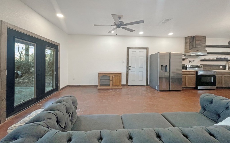 1949 Lakeshore Drive, Hemphill, TX 75948, 2 Habitaciones Habitaciones , ,2 BañosBaños,Residential,En Venta,1949 Lakeshore Drive,0,5103543