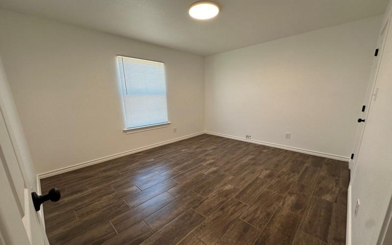 3508 S County Rd 1307 1/2 #B, Odessa, TX 79765, 3 Habitaciones Habitaciones , ,2 BañosBaños,Otro,En Venta,3508 S County Rd 1307 1/2,0,160564