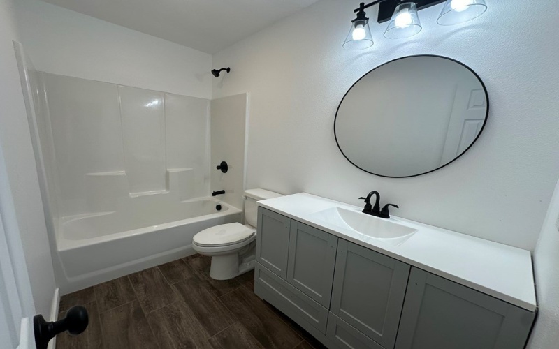 3508 S County Rd 1307 1/2 #B, Odessa, TX 79765, 3 Habitaciones Habitaciones , ,2 BañosBaños,Otro,En Venta,3508 S County Rd 1307 1/2,0,160564