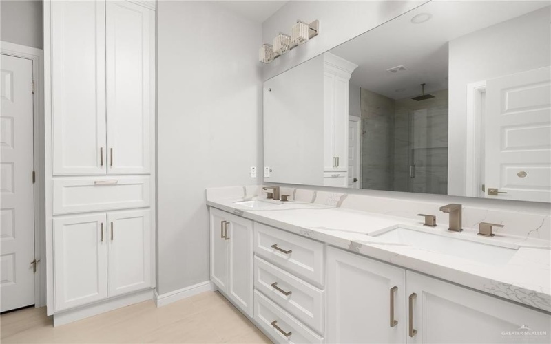 1405 Fairway Drive, Weslaco, TX 78596, 4 Bedrooms Bedrooms, ,2 BathroomsBathrooms,Residential,For Sale,1405 Fairway Drive,467232