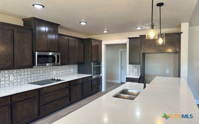 3166 Fish Pond Drive, Copperas Cove, TX 76522, 4 Habitaciones Habitaciones , ,3 BañosBaños,Residential,En Venta,3166 Fish Pond Drive,0,595510