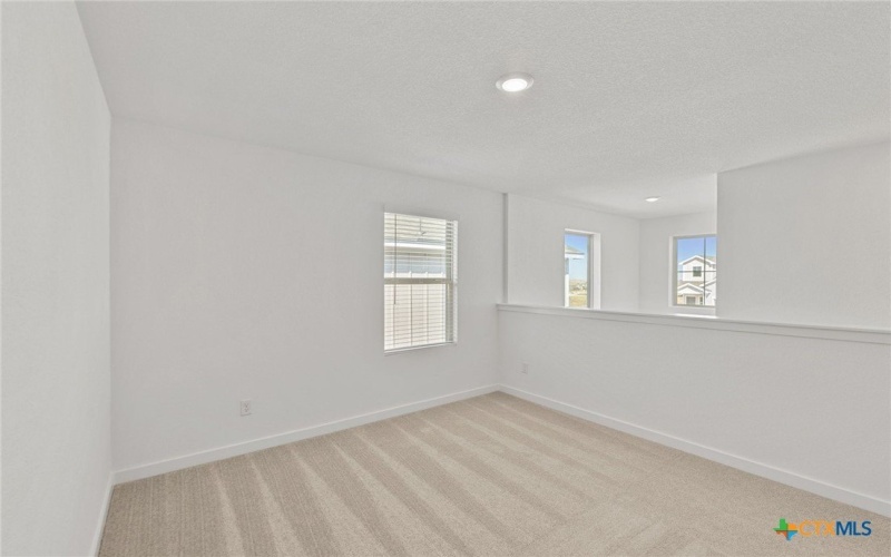 105 Green Berets Bend, Jarrell, TX 76537, 3 Bedrooms Bedrooms, ,2 BathroomsBathrooms,Residential,For Sale,105 Green Berets Bend,0,595829