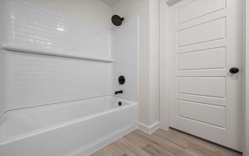 1614 N Clinton Avenue, Lubbock, TX 79416, 3 Habitaciones Habitaciones , ,2 BañosBaños,Residential,En Venta,1614 N Clinton Avenue,0,202562070