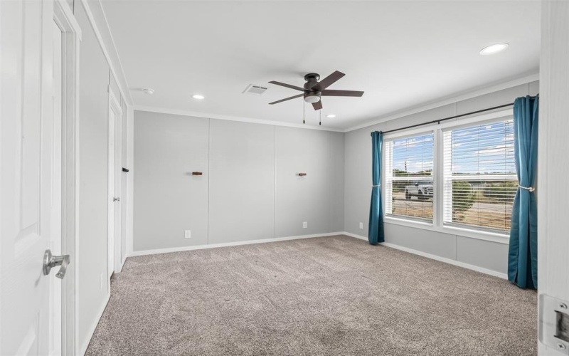 637 Lois Circle, Granbury, TX 76049, 3 Bedrooms Bedrooms, ,2 BathroomsBathrooms,Residential,For Sale,637 Lois Circle,0,21084225