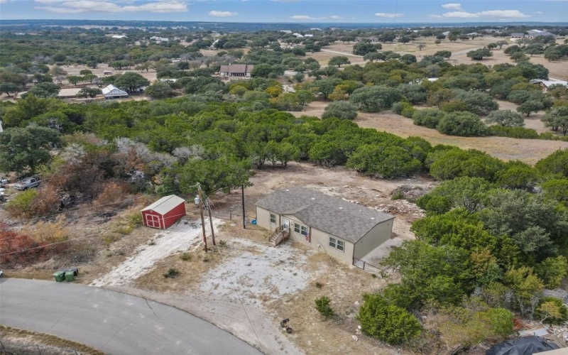 637 Lois Circle, Granbury, TX 76049, 3 Bedrooms Bedrooms, ,2 BathroomsBathrooms,Residential,For Sale,637 Lois Circle,0,21084225
