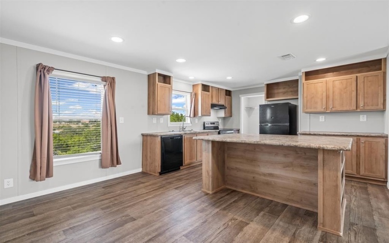 637 Lois Circle, Granbury, TX 76049, 3 Bedrooms Bedrooms, ,2 BathroomsBathrooms,Residential,For Sale,637 Lois Circle,0,21084225