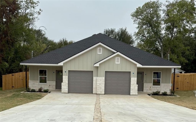 105 S Barron, Covington, TX 76636, 3 Habitaciones Habitaciones , ,2 BañosBaños,Residential,En Venta,105 S Barron,0,21090900