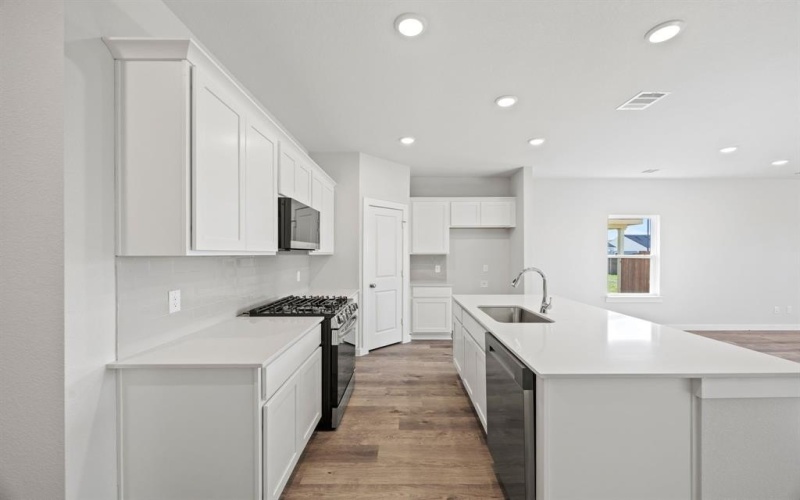 2310 Trailside Drive, Sherman, TX 75092, 4 Bedrooms Bedrooms, ,3 BathroomsBathrooms,Residential,For Sale,2310 Trailside Drive,0,21091122