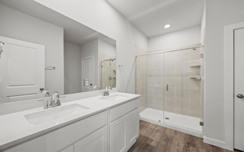 2310 Trailside Drive, Sherman, TX 75092, 4 Bedrooms Bedrooms, ,3 BathroomsBathrooms,Residential,For Sale,2310 Trailside Drive,0,21091122