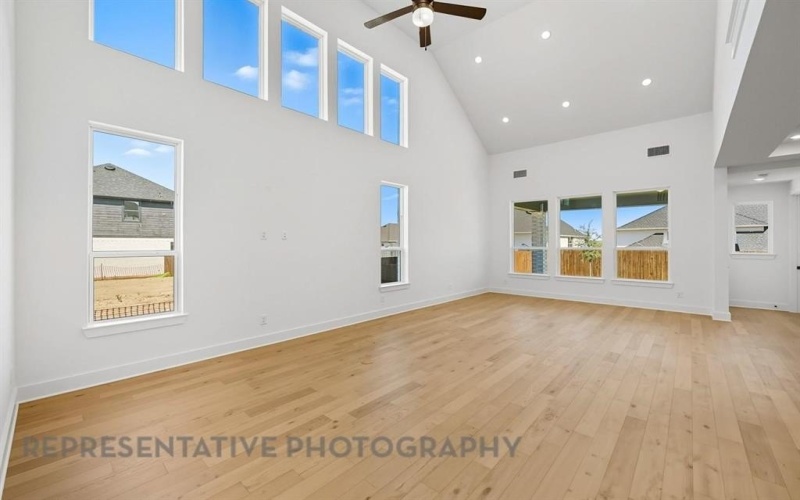 929 Mumms Field Drive, Fort Worth, TX 76247, 4 Habitaciones Habitaciones , ,5 BañosBaños,Residential,En Venta,929 Mumms Field Drive,0,21091218