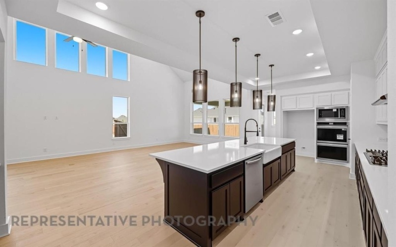 929 Mumms Field Drive, Fort Worth, TX 76247, 4 Habitaciones Habitaciones , ,5 BañosBaños,Residential,En Venta,929 Mumms Field Drive,0,21091218