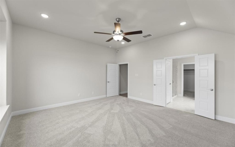 4043 Bedford Drive, Heartland, TX 75114, 4 Bedrooms Bedrooms, ,3 BathroomsBathrooms,Residential,For Sale,4043 Bedford Drive,0,21091238