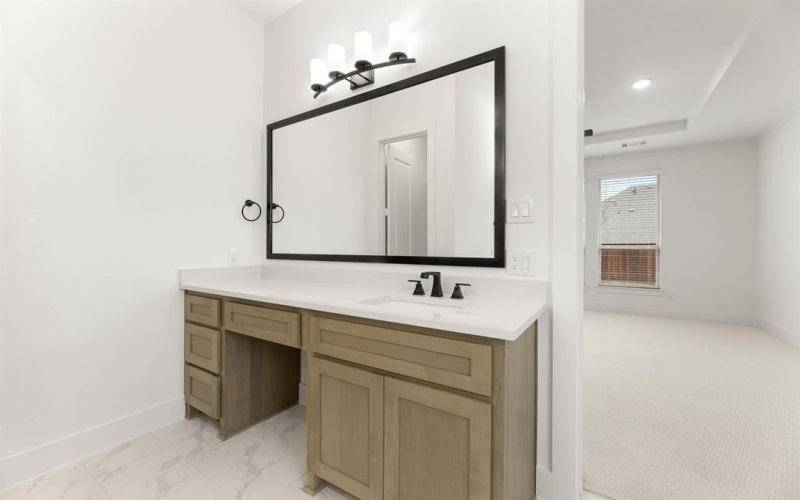 10004 La Frontera Drive, Fort Worth, TX 76179, 5 Habitaciones Habitaciones , ,5 BañosBaños,Residential,En Venta,10004 La Frontera Drive,0,21091290