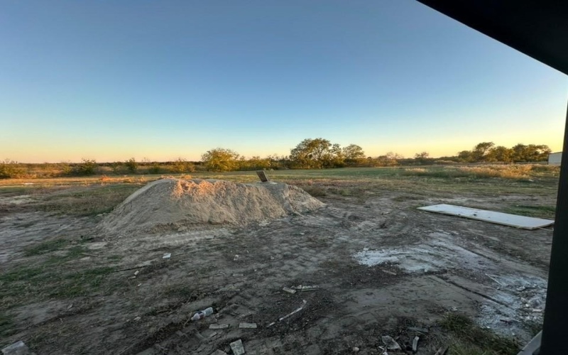 2472 Blackjack Oak Road, Oak Ridge, TX 75161, 4 Bedrooms Bedrooms, ,3 BathroomsBathrooms,Residential,For Sale,2472 Blackjack Oak Road,0,21091379