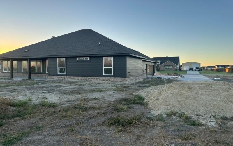 2472 Blackjack Oak Road, Oak Ridge, TX 75161, 4 Bedrooms Bedrooms, ,3 BathroomsBathrooms,Residential,For Sale,2472 Blackjack Oak Road,0,21091379