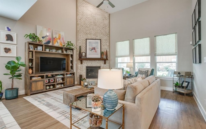 2132 Rolling Oaks Drive, Fort Worth, TX 76008, 4 Bedrooms Bedrooms, ,5 BathroomsBathrooms,Residential,For Sale,2132 Rolling Oaks Drive,0,21091450