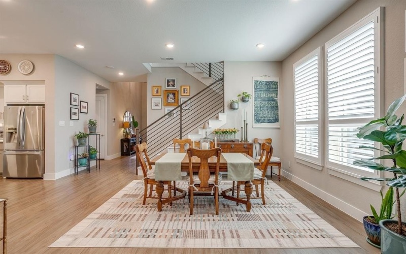2132 Rolling Oaks Drive, Fort Worth, TX 76008, 4 Bedrooms Bedrooms, ,5 BathroomsBathrooms,Residential,For Sale,2132 Rolling Oaks Drive,0,21091450
