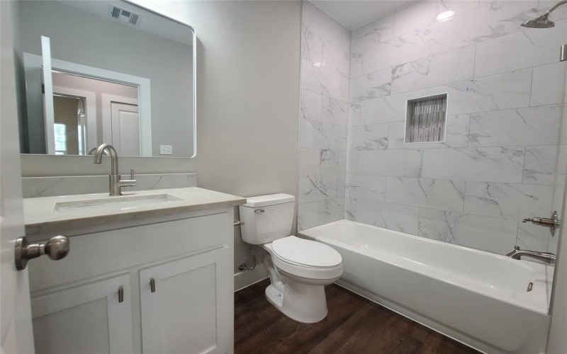 507 NE 5th Avenue, Durant, OK 74701, 6 Habitaciones Habitaciones , ,5 BañosBaños,Residential,En Venta,507 NE 5th Avenue,0,21091486