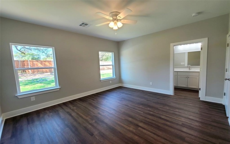 507 NE 5th Avenue, Durant, OK 74701, 6 Habitaciones Habitaciones , ,5 BañosBaños,Residential,En Venta,507 NE 5th Avenue,0,21091486