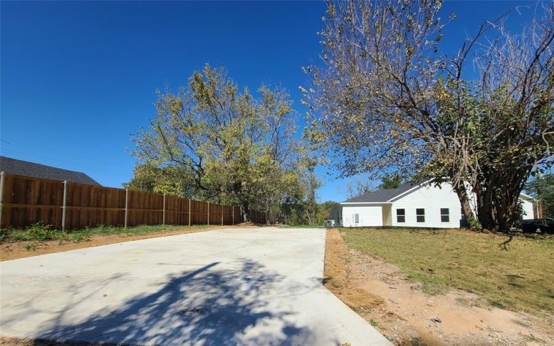 507 NE 5th Avenue, Durant, OK 74701, 6 Habitaciones Habitaciones , ,5 BañosBaños,Residential,En Venta,507 NE 5th Avenue,0,21091486