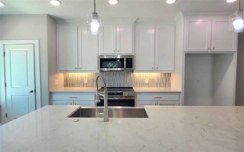 507 NE 5th Avenue, Durant, OK 74701, 6 Habitaciones Habitaciones , ,5 BañosBaños,Residential,En Venta,507 NE 5th Avenue,0,21091486