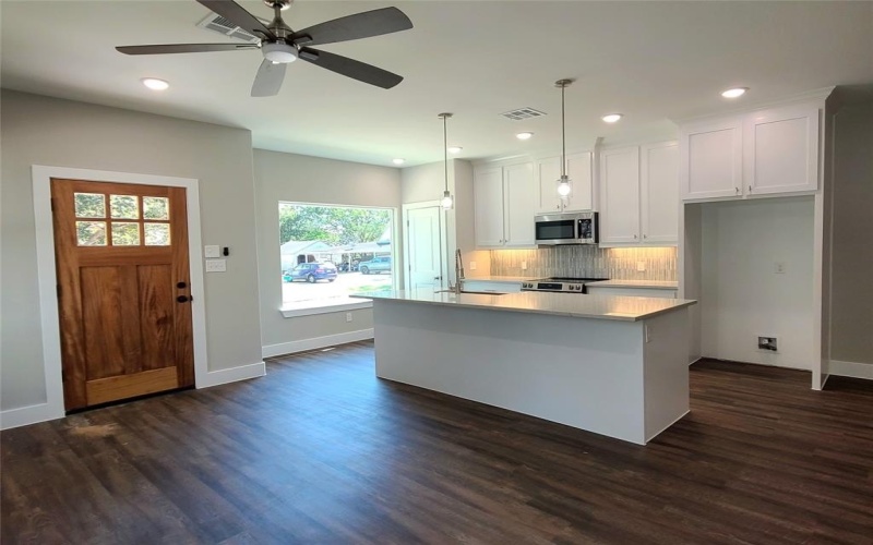 507 NE 5th Avenue, Durant, OK 74701, 6 Habitaciones Habitaciones , ,5 BañosBaños,Residential,En Venta,507 NE 5th Avenue,0,21091486