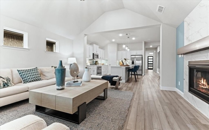 2210 Walden Pond Boulevard, Forney, TX 75126, 4 Habitaciones Habitaciones , ,3 BañosBaños,Residential,En Venta,2210 Walden Pond Boulevard,0,21091491