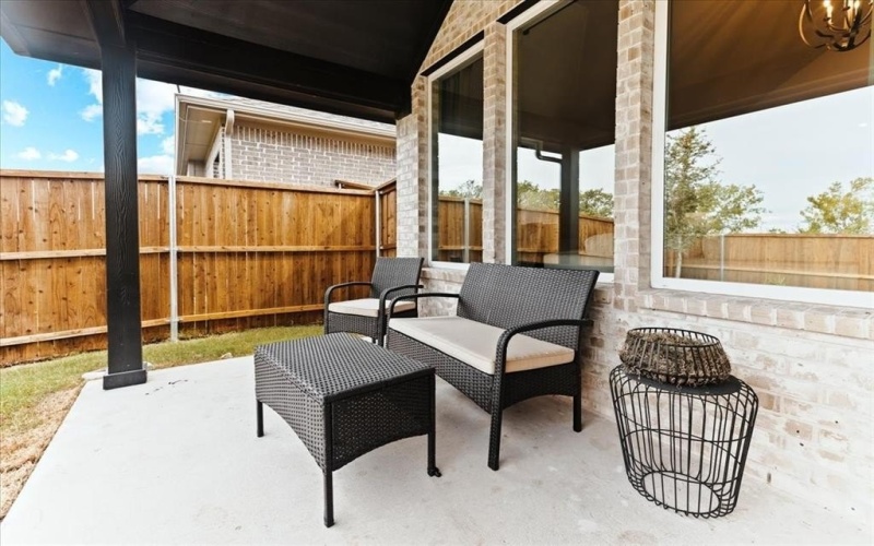 2210 Walden Pond Boulevard, Forney, TX 75126, 4 Habitaciones Habitaciones , ,3 BañosBaños,Residential,En Venta,2210 Walden Pond Boulevard,0,21091491