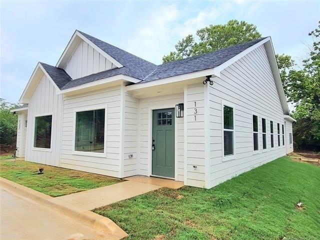 131 S McLean Drive, Durant, OK 74701, 6 Habitaciones Habitaciones , ,5 BañosBaños,Residential,En Venta,131 S McLean Drive,0,21091551