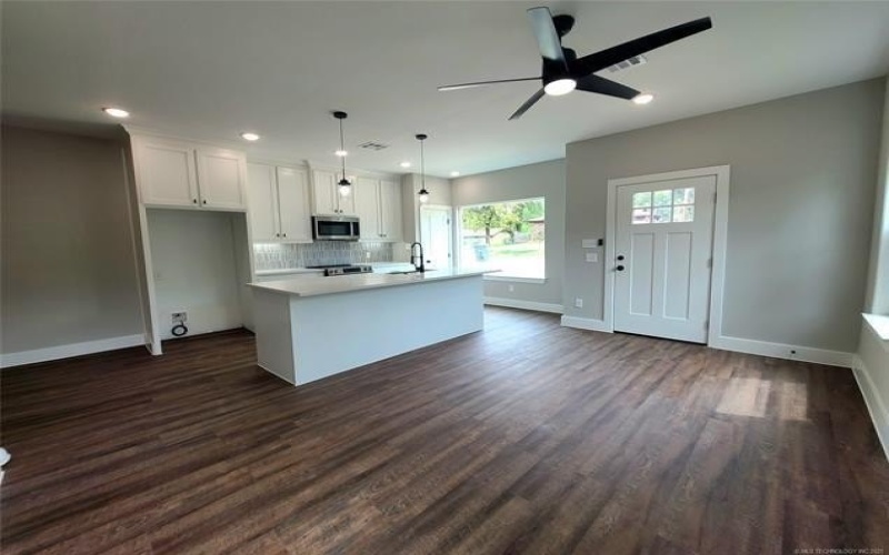 131 S McLean Drive, Durant, OK 74701, 6 Habitaciones Habitaciones , ,5 BañosBaños,Residential,En Venta,131 S McLean Drive,0,21091551