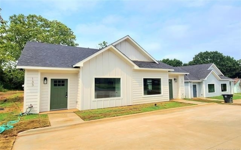 131 S McLean Drive, Durant, OK 74701, 6 Habitaciones Habitaciones , ,5 BañosBaños,Residential,En Venta,131 S McLean Drive,0,21091551