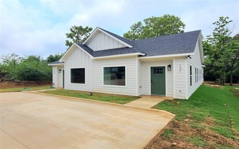 131 S McLean Drive, Durant, OK 74701, 6 Habitaciones Habitaciones , ,5 BañosBaños,Residential,En Venta,131 S McLean Drive,0,21091551