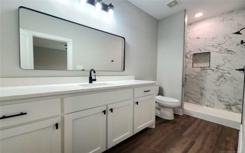 131 S McLean Drive, Durant, OK 74701, 6 Habitaciones Habitaciones , ,5 BañosBaños,Residential,En Venta,131 S McLean Drive,0,21091551