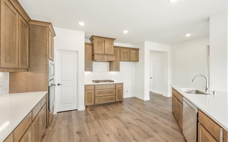 1545 Laurel Avenue, Aubrey, TX 76227, 4 Habitaciones Habitaciones , ,2 BañosBaños,Residential,En Venta,1545 Laurel Avenue,0,21091579
