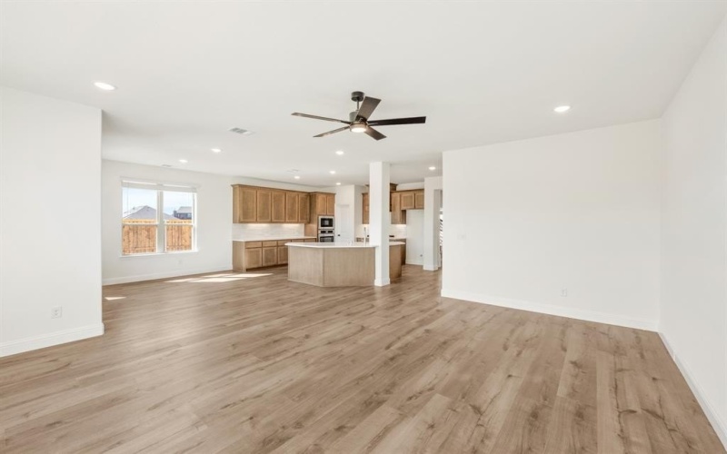 1545 Laurel Avenue, Aubrey, TX 76227, 4 Habitaciones Habitaciones , ,2 BañosBaños,Residential,En Venta,1545 Laurel Avenue,0,21091579