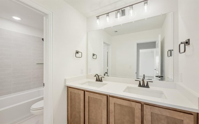 1545 Laurel Avenue, Aubrey, TX 76227, 4 Habitaciones Habitaciones , ,2 BañosBaños,Residential,En Venta,1545 Laurel Avenue,0,21091579