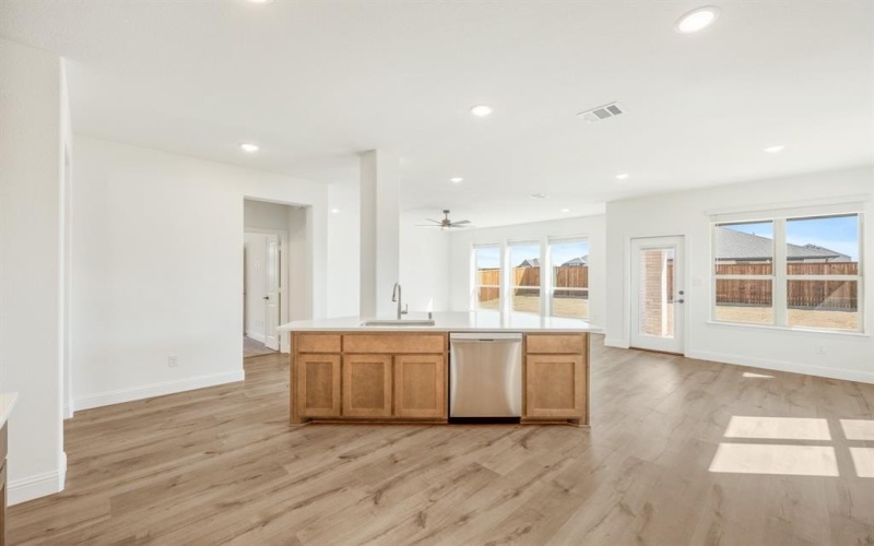 1545 Laurel Avenue, Aubrey, TX 76227, 4 Habitaciones Habitaciones , ,2 BañosBaños,Residential,En Venta,1545 Laurel Avenue,0,21091579