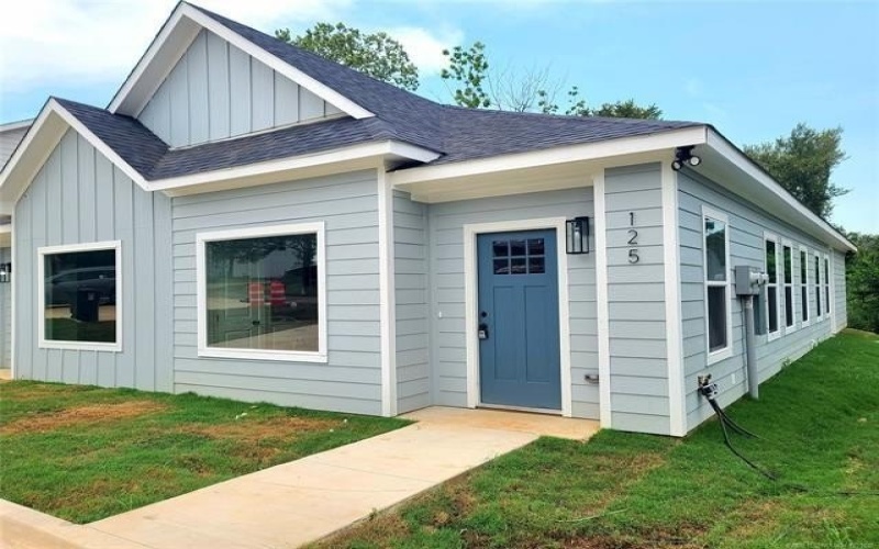 125 S McLean Drive, Durant, OK 74701, 6 Habitaciones Habitaciones , ,5 BañosBaños,Residential,En Venta,125 S McLean Drive,0,21091598