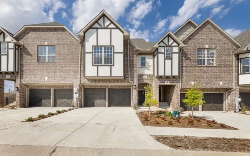 102 Kensington Drive, Lewisville, TX 75067, 3 Bedrooms Bedrooms, ,2 BathroomsBathrooms,Residential,For Sale,102 Kensington Drive,0,21091694