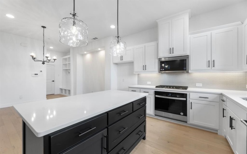 102 Kensington Drive, Lewisville, TX 75067, 3 Bedrooms Bedrooms, ,2 BathroomsBathrooms,Residential,For Sale,102 Kensington Drive,0,21091694