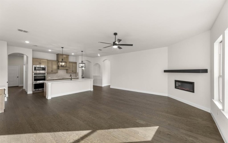 43 Magpie Street, Joshua, TX 76058, 4 Habitaciones Habitaciones , ,2 BañosBaños,Residential,En Venta,43 Magpie Street,0,21091868