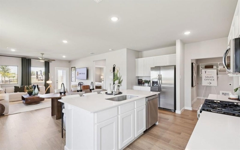 1000 Knox River Drive, McKinney, TX 75071, 4 Habitaciones Habitaciones , ,2 BañosBaños,Residential,En Venta,1000 Knox River Drive,0,21091905